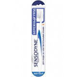 Зубная щетка Sensodyne Бережный Уход для чувствительных зубов, для деликатной чистки, Мягкая, синяя